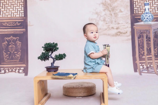 崇左宝宝眼袋发黑